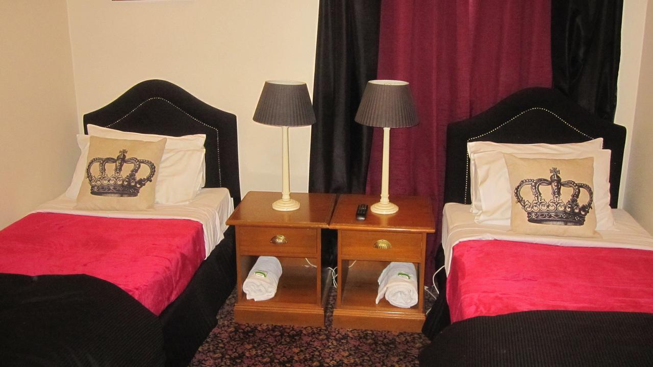 Alexandra Hotel Леура Екстериор снимка